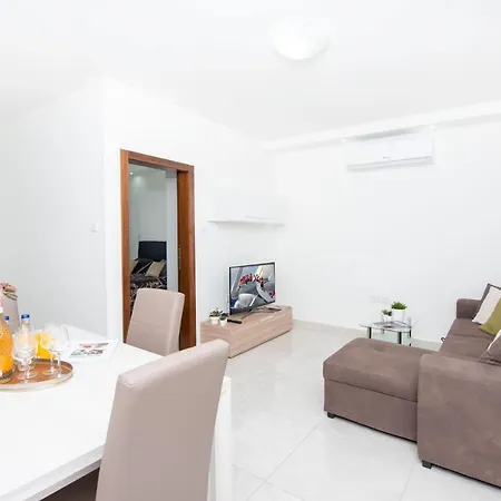 Apartment Flotta Island